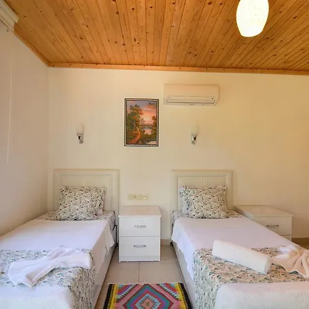 Private Sade فيلة Uzumlu (Mediterranean)