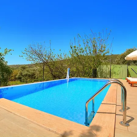 Private Sade * Uzumlu (Mediterranean)